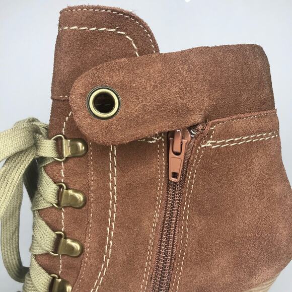 Chinese Laundry Fearsome Suede Booties Heels Womens 8M - Picture 8 of 15